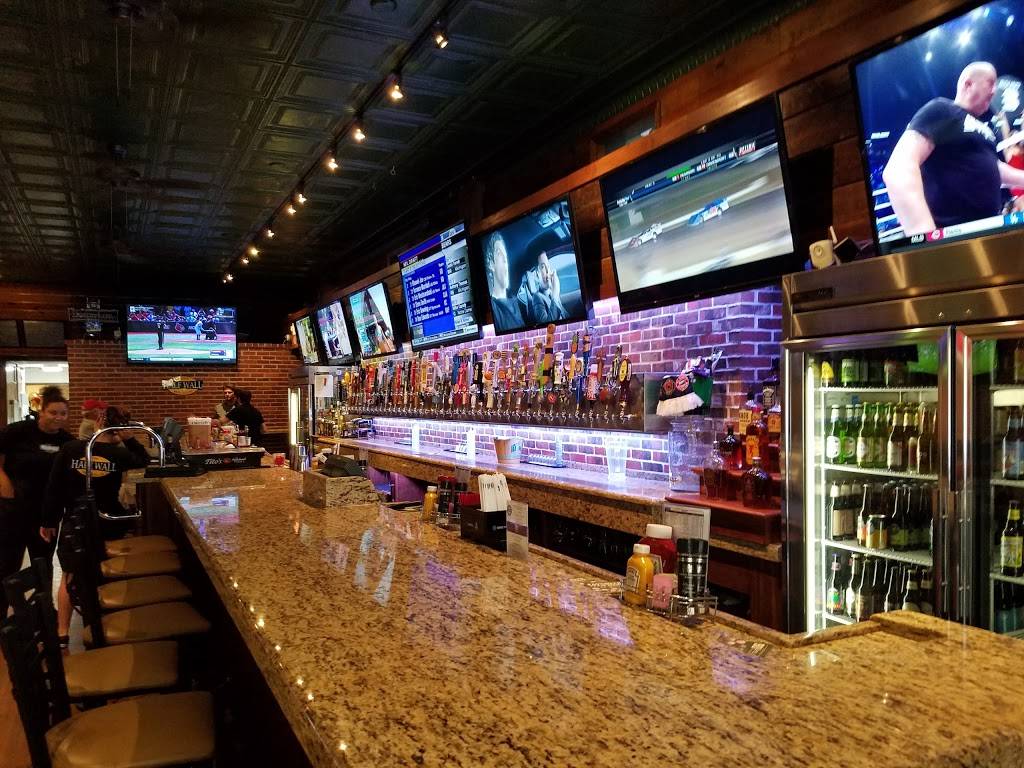 The Half Wall Beer House - DeLand | restaurant | 105 W Indiana Ave, DeLand, FL 32720, USA | 3867407720 OR +1 386-740-7720
