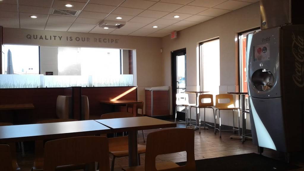 Wendys | restaurant | 1415 N 21st St, Newark, OH 43055, USA | 7403663707 OR +1 740-366-3707