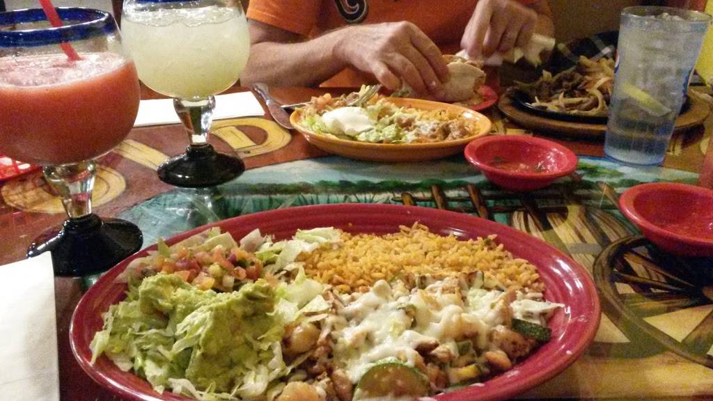 Old Mexico Cantina and Grill | restaurant | 901 Egg Harbor Rd, Sturgeon Bay, WI 54235, USA | 9208181500 OR +1 920-818-1500