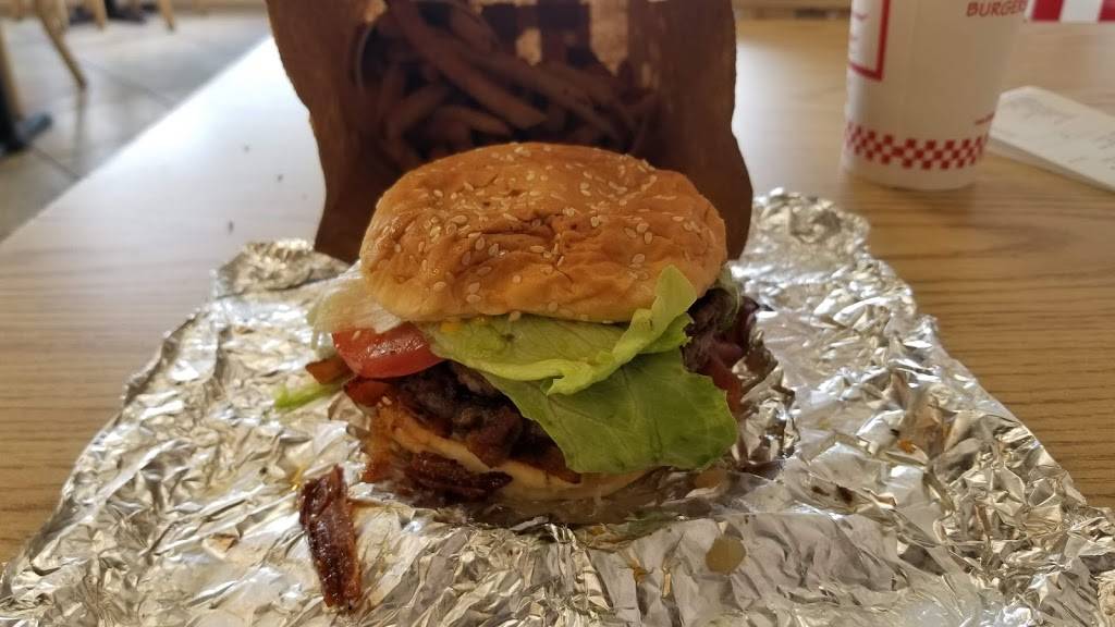 Five Guys | meal takeaway | The, Melbourne, FL 32940, USA | 3216330033 OR +1 321-633-0033