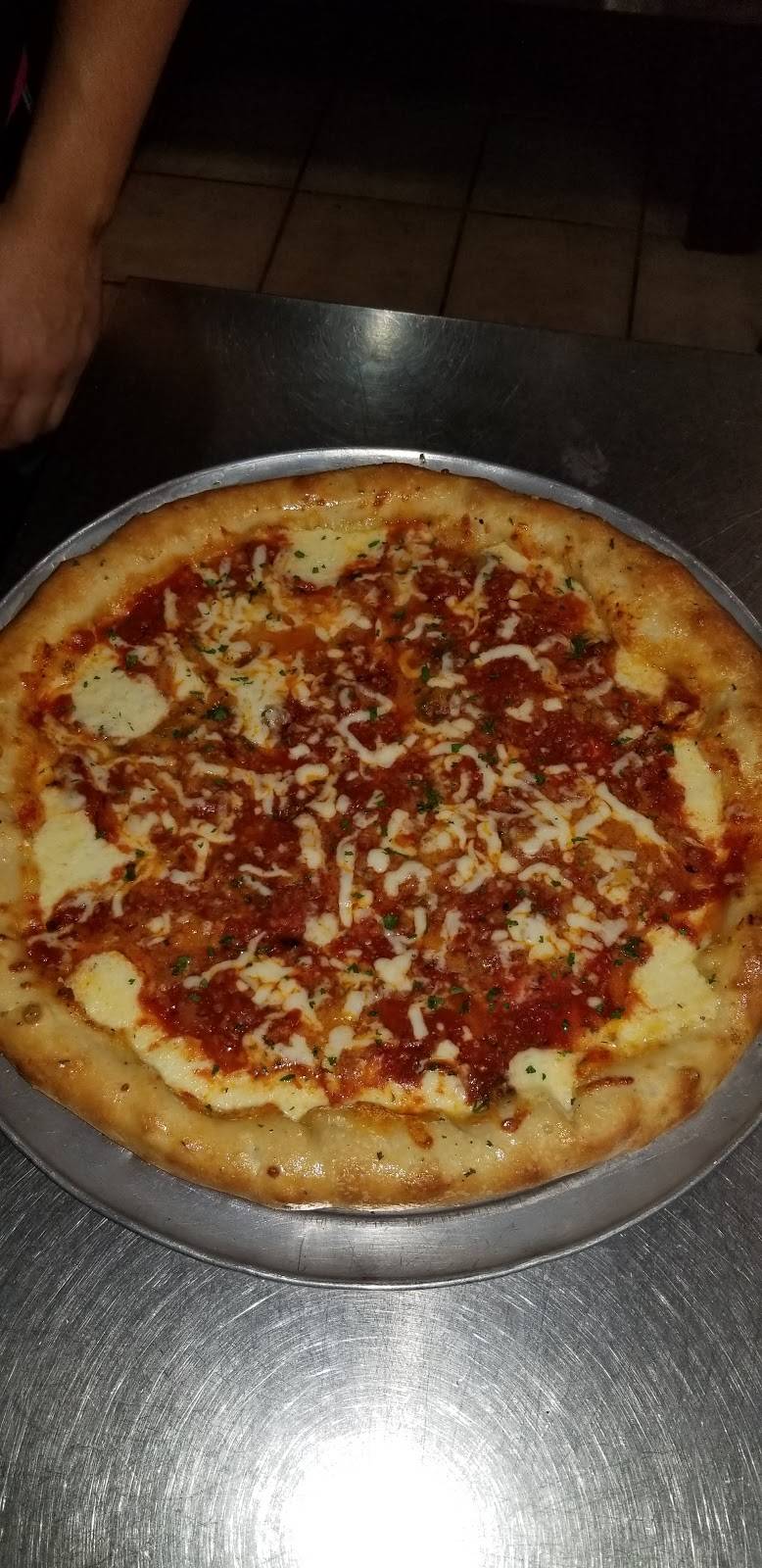 New York Pizza & Pasta | restaurant | 4750 Bryant Irvin Rd #858, Fort Worth, TX 76132, USA | 8179240990 OR +1 817-924-0990