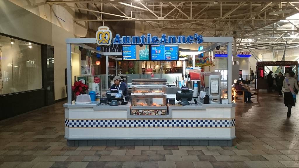 Auntie Annes | cafe | Great Mall, 172 Great Mall Dr, Milpitas, CA 95035, USA | 4082626119 OR +1 408-262-6119