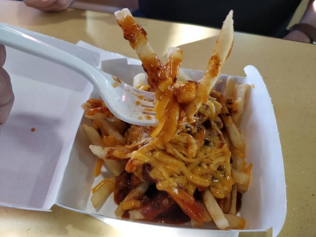 Wienerschnitzel | restaurant | 2580 W La Palma Ave, Anaheim, CA 92801, USA | 7149529876 OR +1 714-952-9876