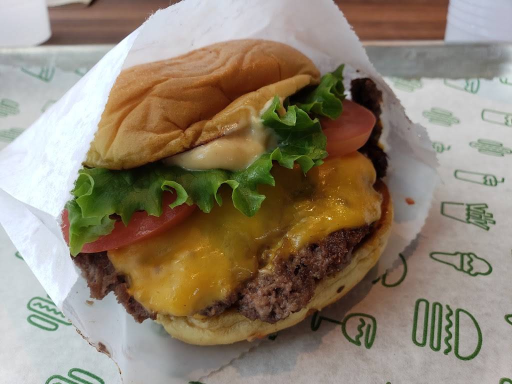 Shake Shack | restaurant | 2024 E Williams Field Rd, Gilbert, AZ 85295, USA | 4805614875 OR +1 480-561-4875