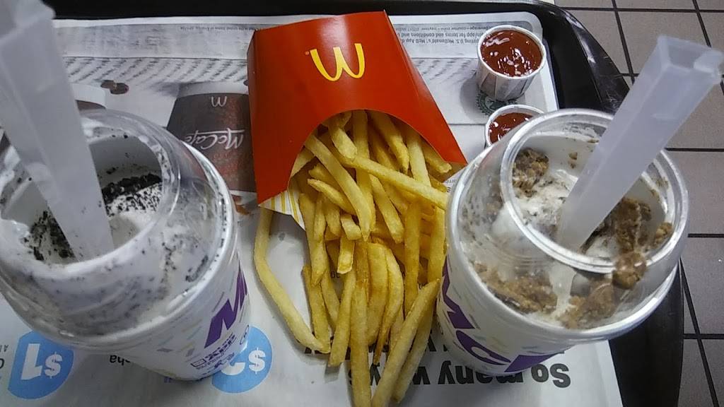 McDonalds | meal takeaway | 14923 Hwy 99, Lynnwood, WA 98037, USA | 4257433560 OR +1 425-743-3560