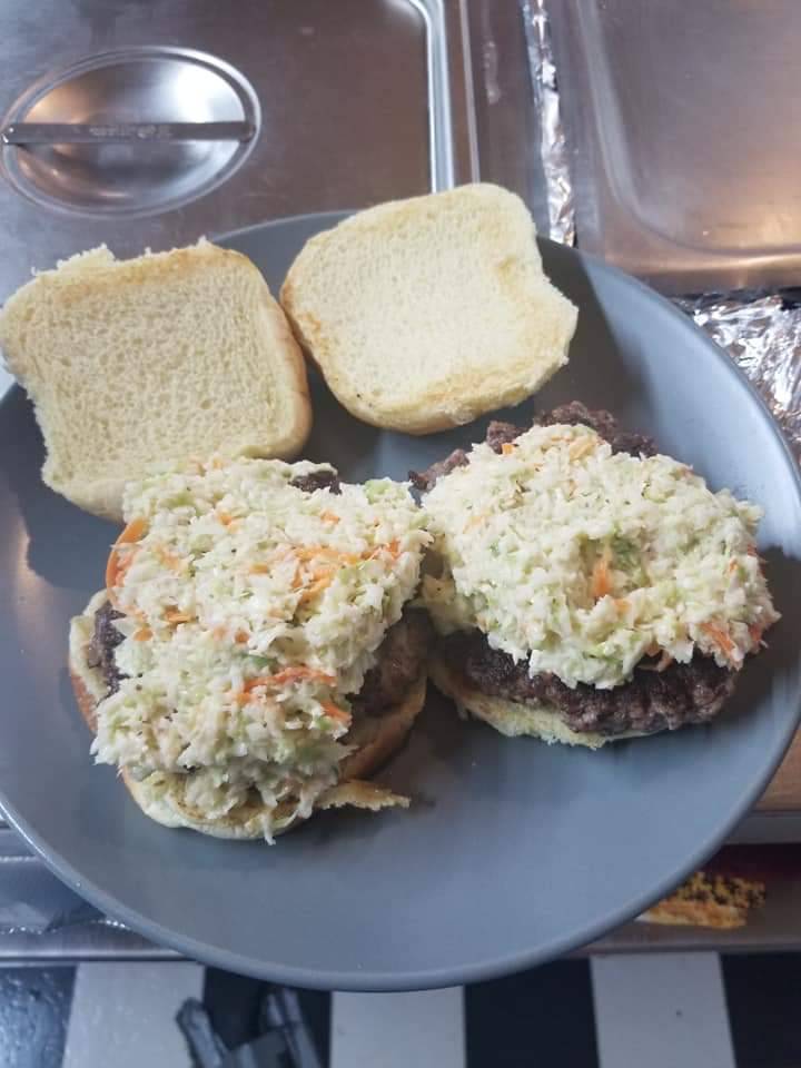 Cindys Center Grill | restaurant | 180 Main St, Center, KY 42214, USA | 2705651800 OR +1 270-565-1800