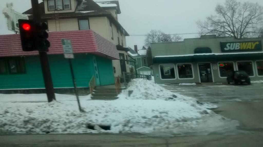 Subway Restaurants | restaurant | 1561 1st Ave SE, Cedar Rapids, IA 52402, USA | 3193642189 OR +1 319-364-2189