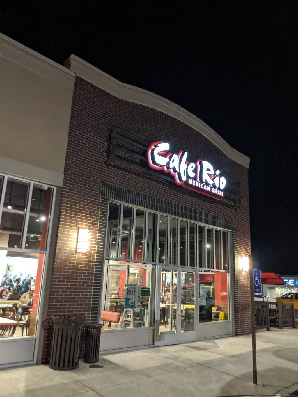 Cafe Rio Mexican Grill | restaurant | 11428 S Pkwy Plaza Dr, South Jordan, UT 84095, USA | 8013043324 OR +1 801-304-3324