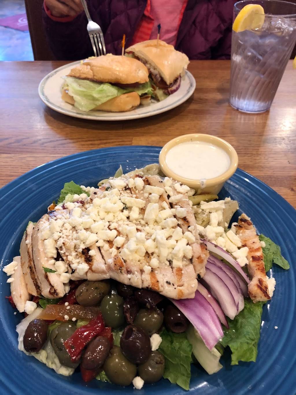 Lucys Cafe | restaurant | 95 Main St, Rio Vista, CA 94571, USA | 7073743939 OR +1 707-374-3939