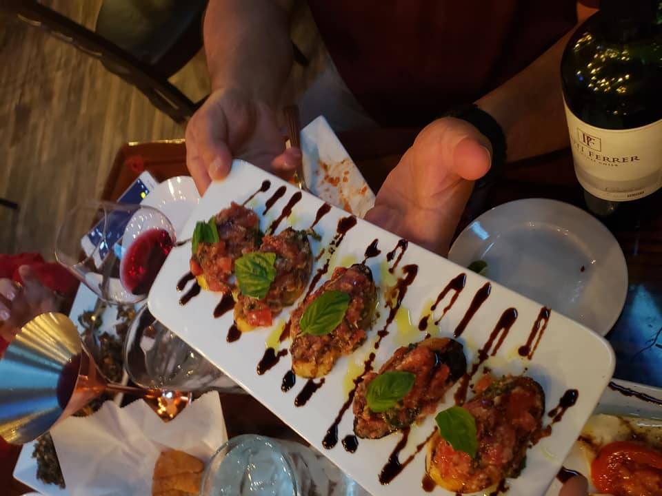 Giovannis Fresh Italian Kitchen | restaurant | 37611 US Hwy 19 N, Palm Harbor, FL 34684, USA | 7279352106 OR +1 727-935-2106