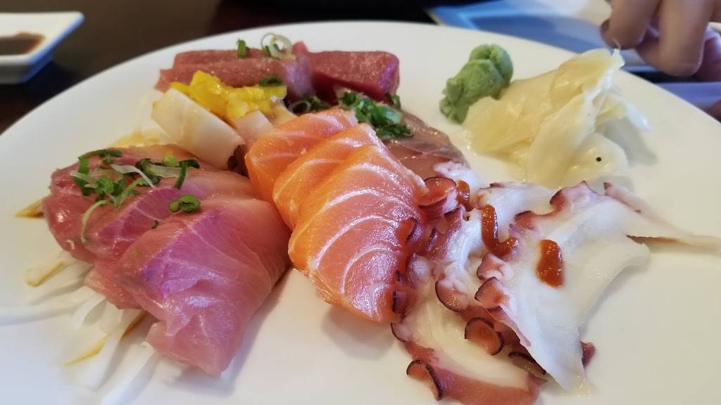 Gen Sushi | restaurant | 61 Concord Ave, Belmont, MA 02478, USA | 6174841708 OR +1 617-484-1708