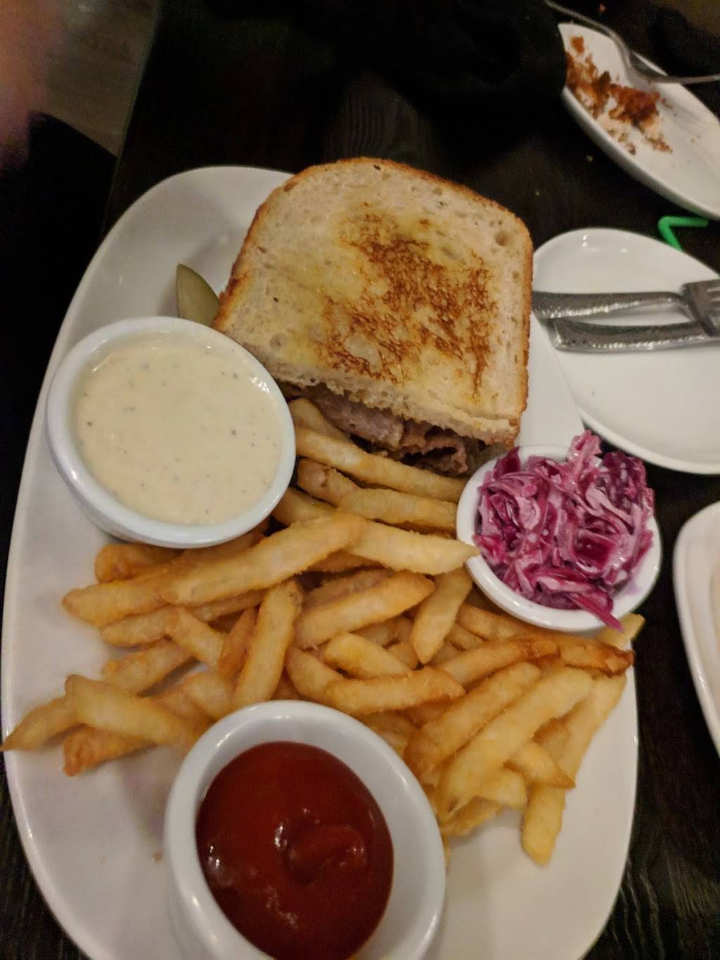 Citron & Rose Tavern | restaurant | 261 Montgomery Ave #2814, Bala Cynwyd, PA 19004, USA | 6102577577 OR +1 610-257-7577