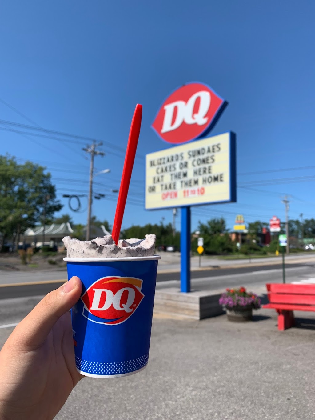 Dairy Queen Store | restaurant | 517 Main St, Saco, ME 04072, USA | 2072821963 OR +1 207-282-1963