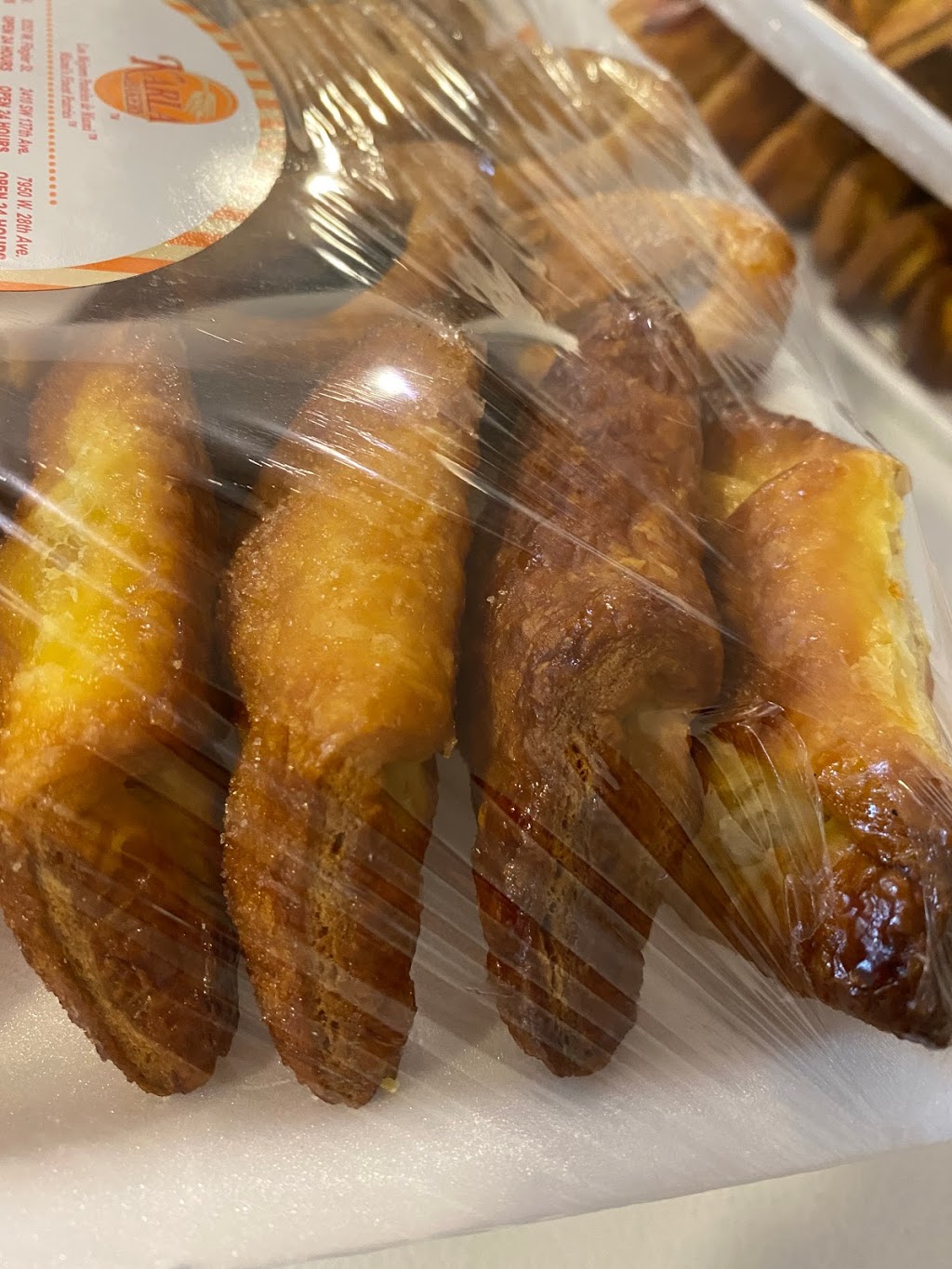 Karla Cuban Bakery | bakery | 7950 W 28th Ave, Hialeah, FL 33018, USA | 3053648744 OR +1 305-364-8744