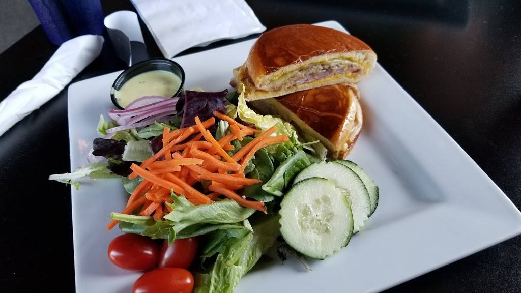 Crave Grille | restaurant | 13025 NE Fourth Plain Blvd #104, Vancouver, WA 98682, USA | 3602562001 OR +1 360-256-2001