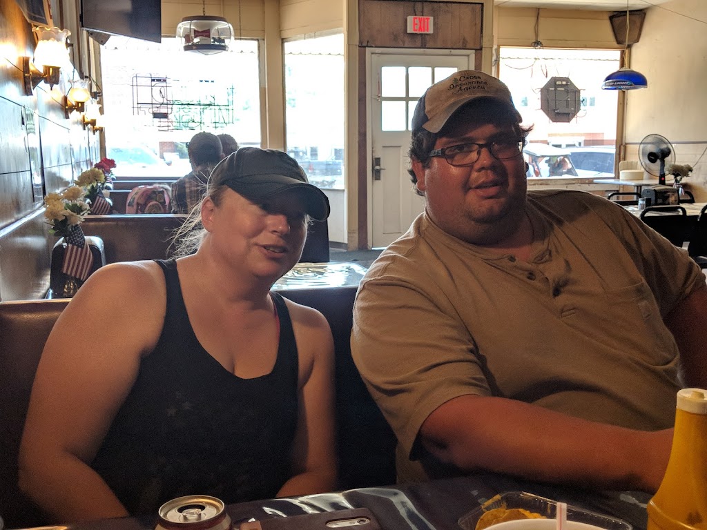 Lewis Pub | restaurant | 217 Main St, Lewis, KS 67552, USA | 6203245707 OR +1 620-324-5707