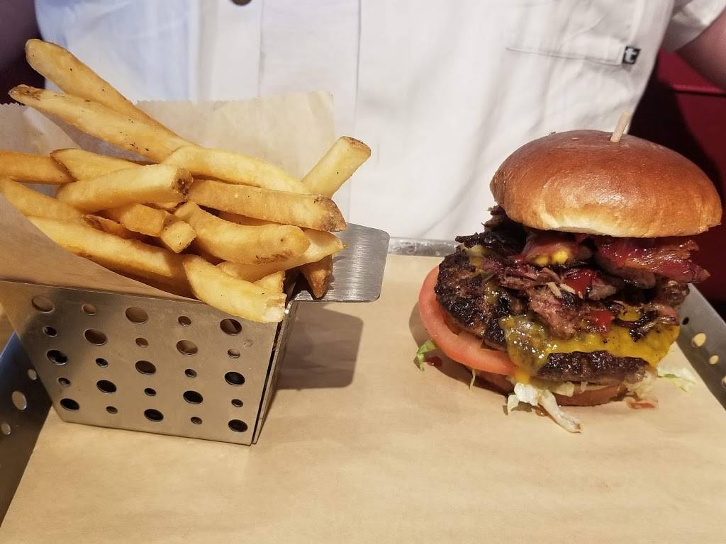 Chilis Grill & Bar | restaurant | 12705 SW 152nd St, Miami, FL 33186, USA | 3056766611 OR +1 305-676-6611