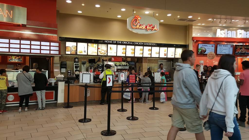 Chick-fil-A | restaurant | 6020 E 82nd St #1012, Indianapolis, IN 46250, USA | 3178423288 OR +1 317-842-3288
