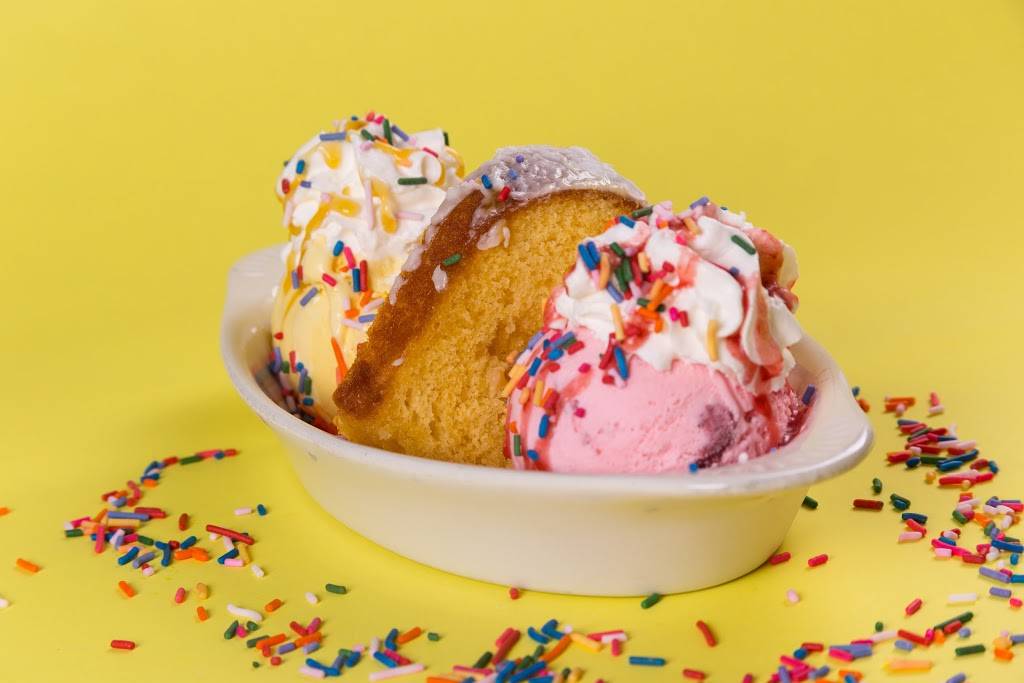 La Cubanita Pizzeria | meal delivery | 4800 W Flagler St #101, Coral Gables, FL 33134, USA | 3055295123 OR +1 305-529-5123