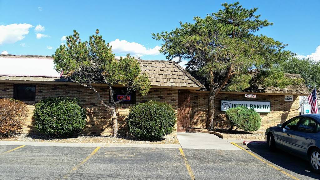 Pastians Bakery | restaurant | 3320 2nd St NW, Albuquerque, NM 87107, USA | 5053457773 OR +1 505-345-7773