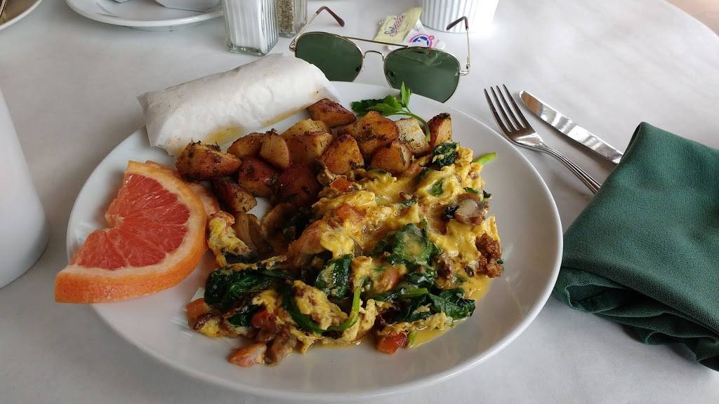 Point Pinos Grill | restaurant | 77 Asilomar Ave, Pacific Grove, CA 93950, USA | 8316485774 OR +1 831-648-5774