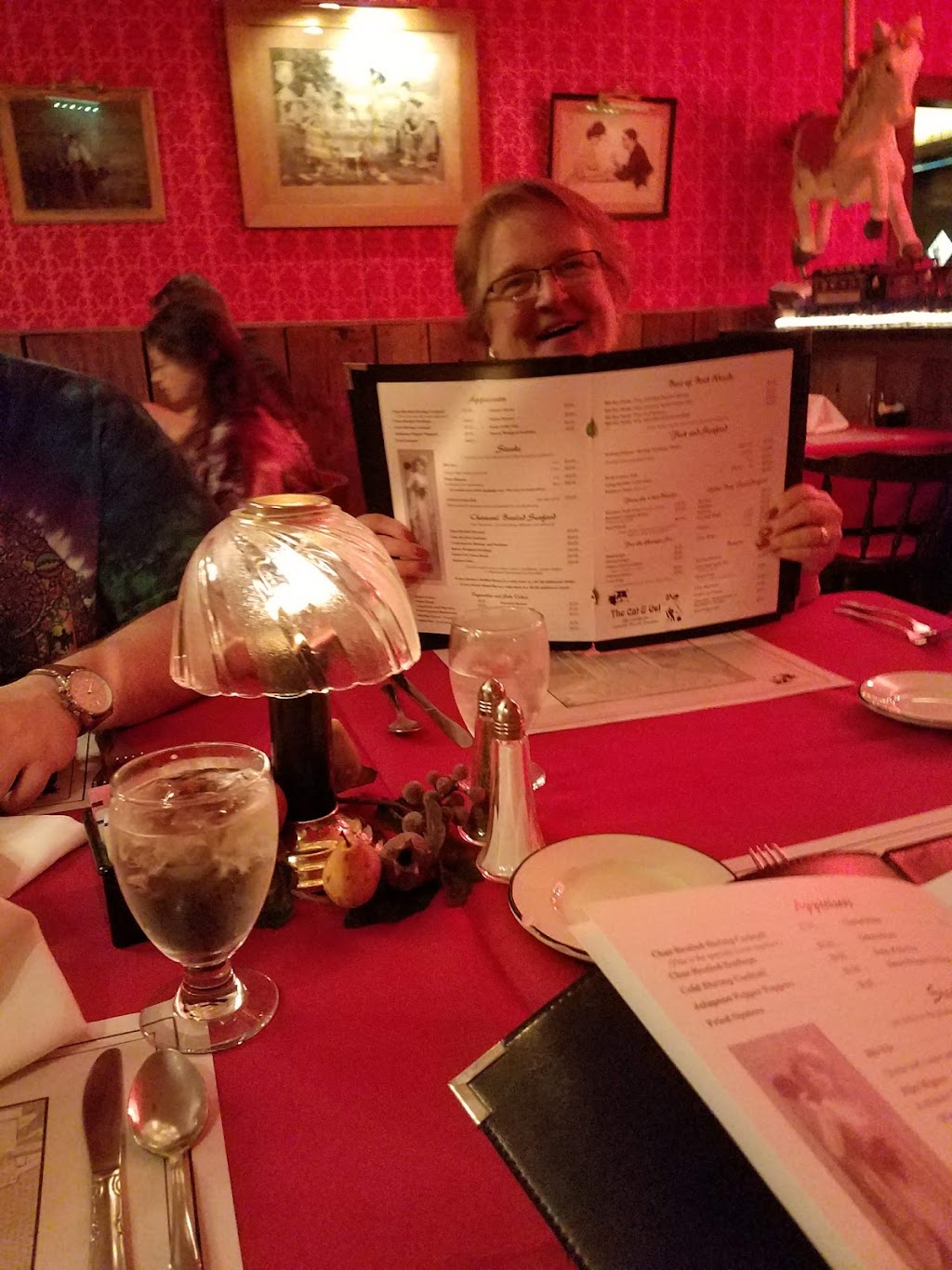 Cat & Owl Steak & Seafood | restaurant | 110 Karnes Rd, Covington, VA 24426, USA | 5408625808 OR +1 540-862-5808