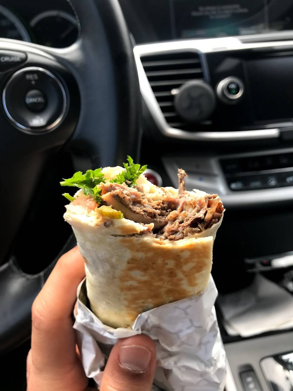 Shawarma SAJ | restaurant | 5030 Maingate Dr unit 5, Mississauga, ON L4W 1X5, Canada | 6475291421 OR +1 647-529-1421