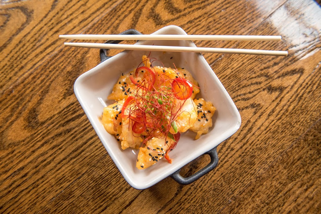 Town | restaurant | 4 E Chestnut St, Nantucket, MA 02554, USA | 5083258696 OR +1 508-325-8696