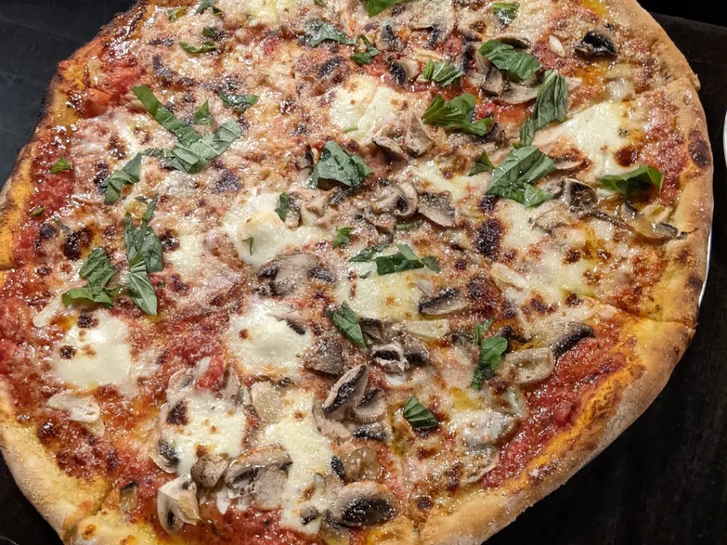 DiFara Pizza Juicy Lucia | restaurant | 100 Lincoln Ave, Staten Island, NY 10306, USA | 7189871227 OR +1 718-987-1227