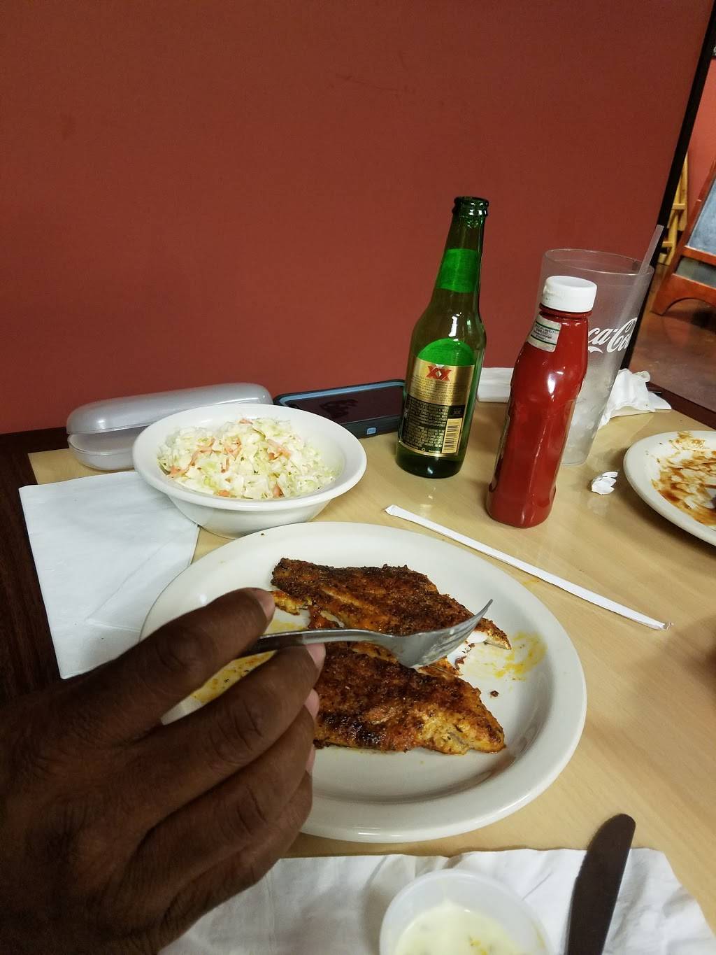 Richies Hot Wings | restaurant | 2934 US-31W, White House, TN 37188, USA | 6156722491 OR +1 615-672-2491