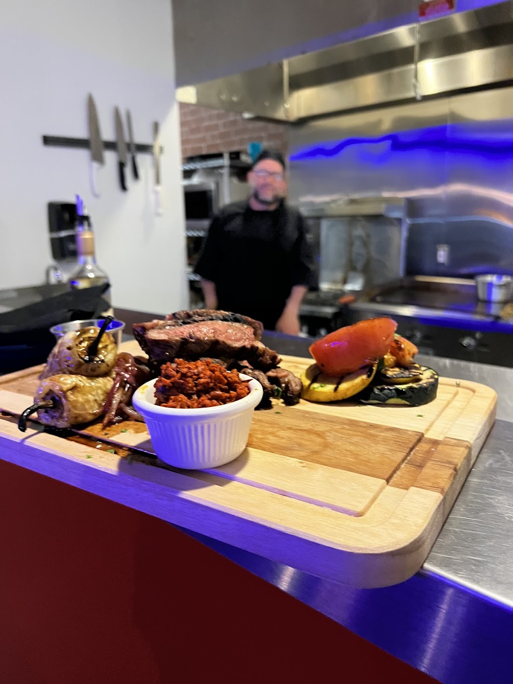 Casa 32 Grill & Lounge | restaurant | 186 N Grand Ave, Nogales, AZ 85621, USA | 5206045041 OR +1 520-604-5041