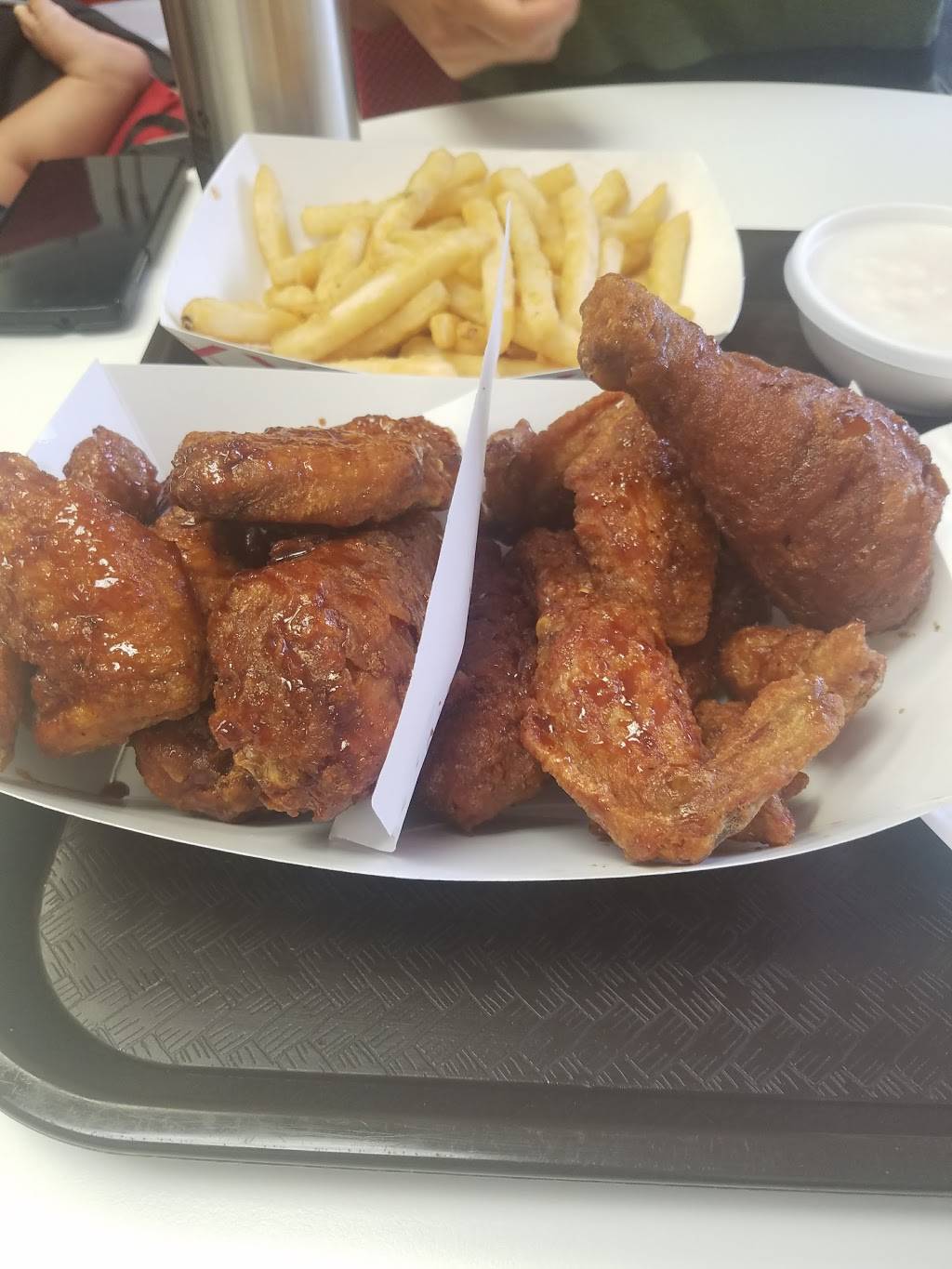 Boom Boom Chicken | restaurant | 36 Park Ave, Rutherford, NJ 07070, USA | 2014381124 OR +1 201-438-1124