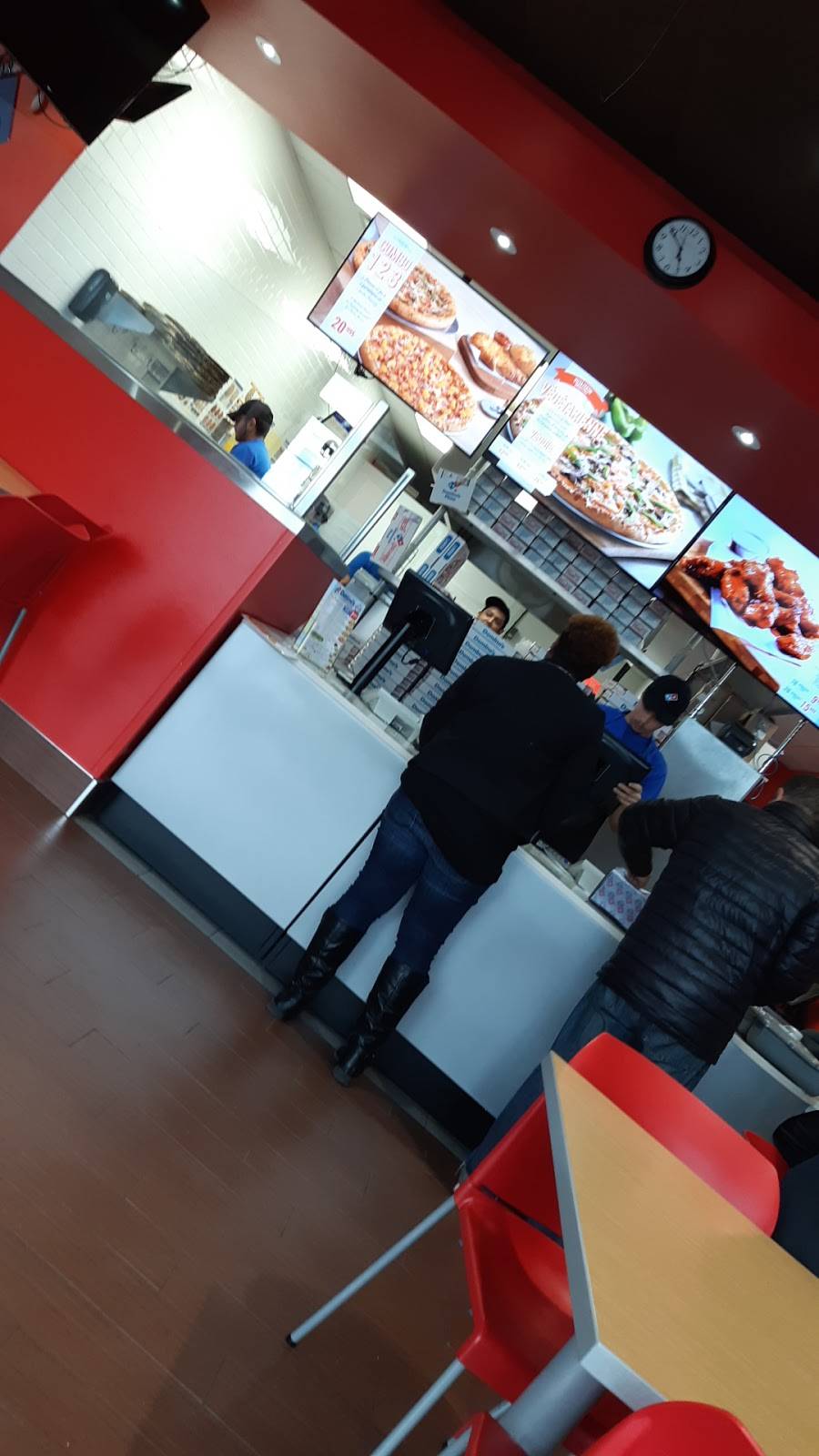 Dominos Pizza | meal delivery | 6057 Boul Henri-Bourassa E, Montréal-Nord, QC H1G 2V2, Canada | 5143216767 OR +1 514-321-6767