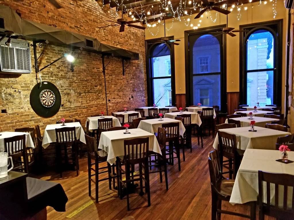 Union Jack Pub & Restaurant | restaurant | 101 N Loudoun St, Winchester, VA 22601, USA | 5407222055 OR +1 540-722-2055