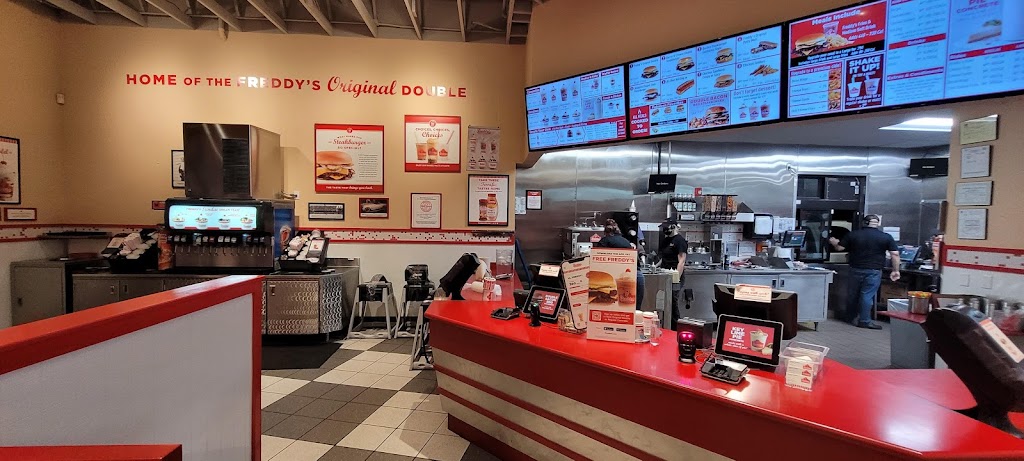 Freddys Frozen Custard & Steakburgers | restaurant | 1785 E 16th St, Yuma, AZ 85365, USA | 9287835341 OR +1 928-783-5341