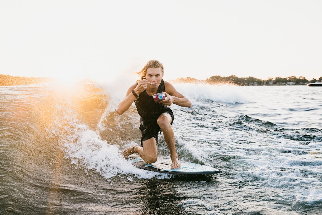 Nautical Bowls | restaurant | 8 W Gartner Rd #168, Naperville, IL 60540, USA | 3312810972 OR +1 331-281-0972