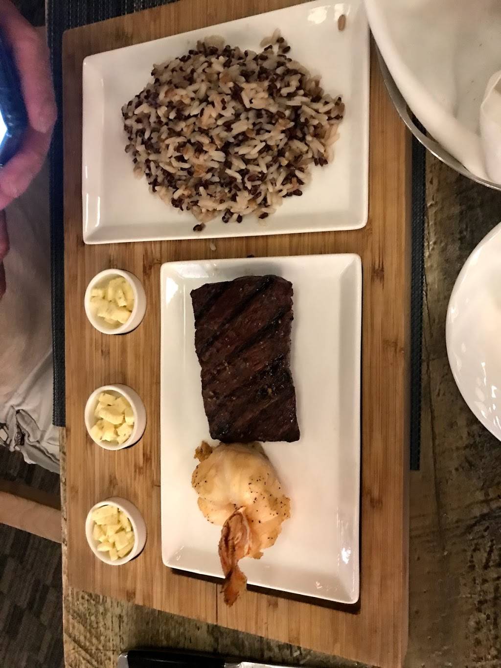 Neomis Grill | restaurant | 18001 Collins Ave, Sunny Isles Beach, FL 33160, USA | 3056925770 OR +1 305-692-5770