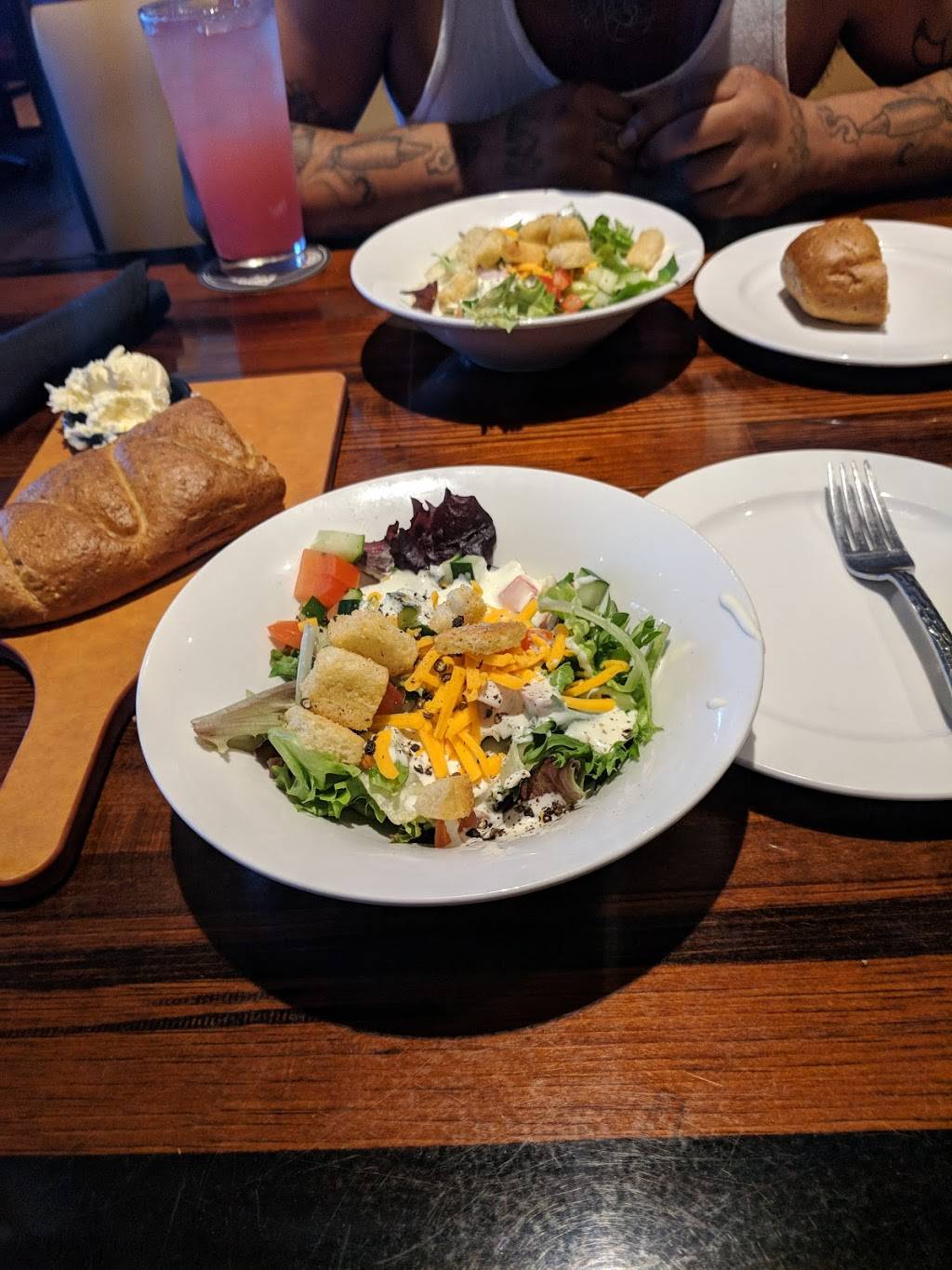 LongHorn Steakhouse | meal takeaway | 6015 Argyle Forest Blvd, Jacksonville, FL 32244, USA | 9047774377 OR +1 904-777-4377