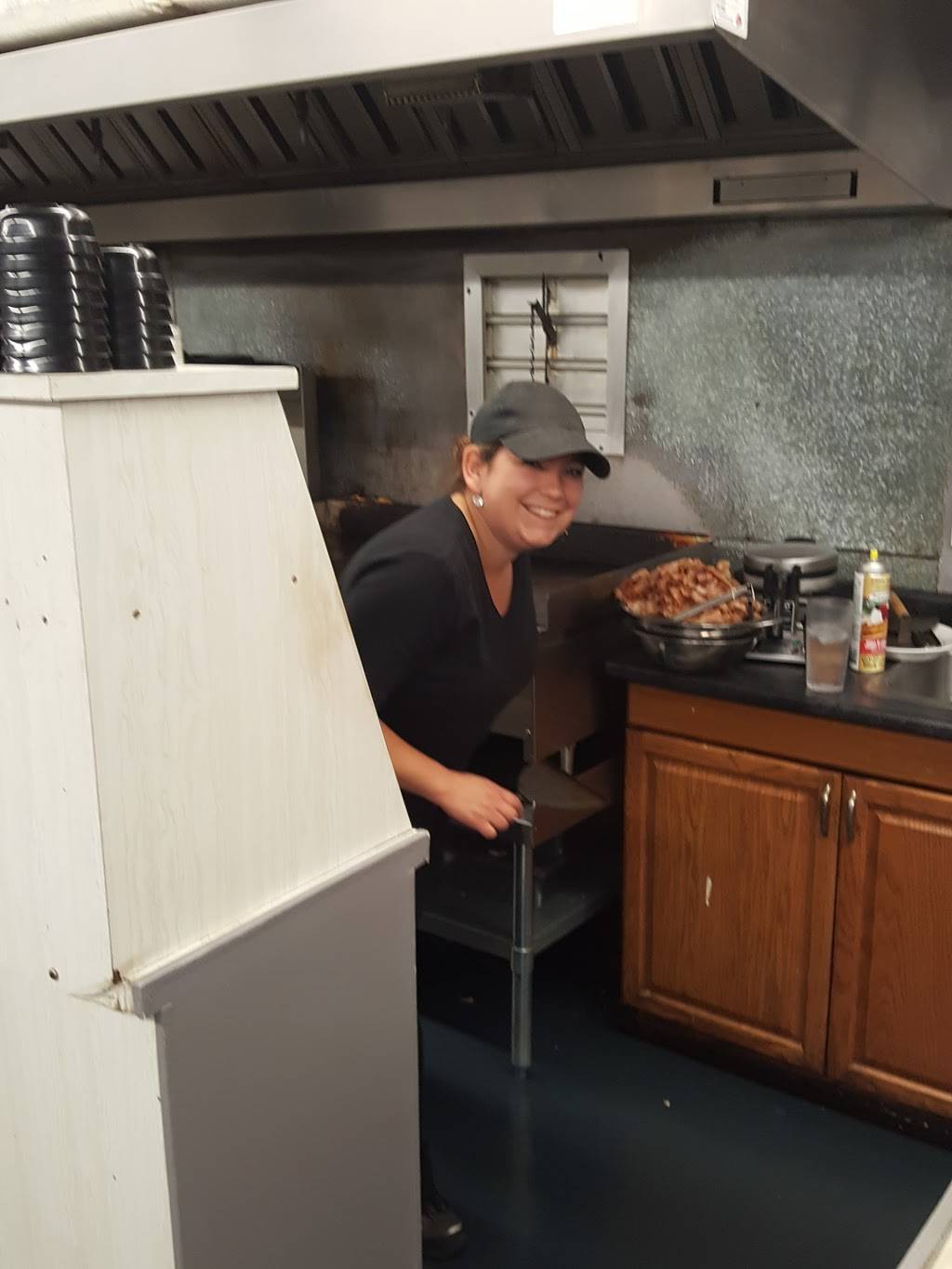 Lil Hills Coffee Shop | cafe | 13 Talbot Rd W, Wheatley, ON N0P 2P0, Canada | 5198257878 OR +1 519-825-7878