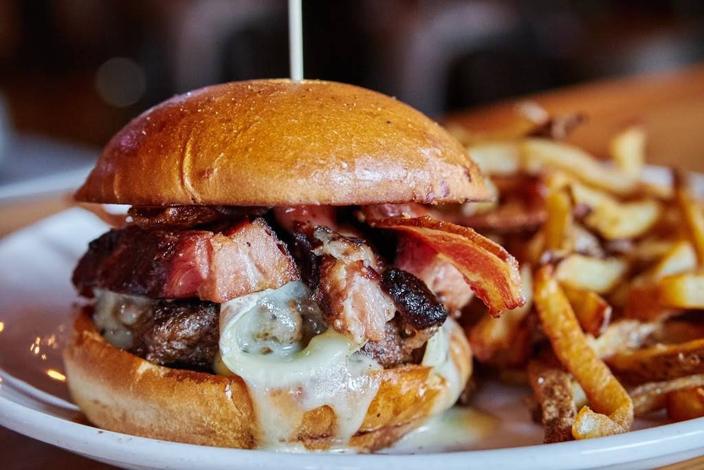 HOBNOB Neighborhood Tavern | restaurant | 1221 Ashford Crossing, Atlanta, GA 30346, USA | 4703957904 OR +1 470-395-7904