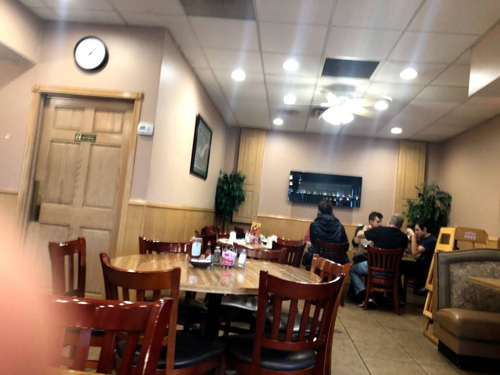 Springwood Restaurant | restaurant | 3707 30th Ave, Kenosha, WI 53144, USA | 2626573344 OR +1 262-657-3344