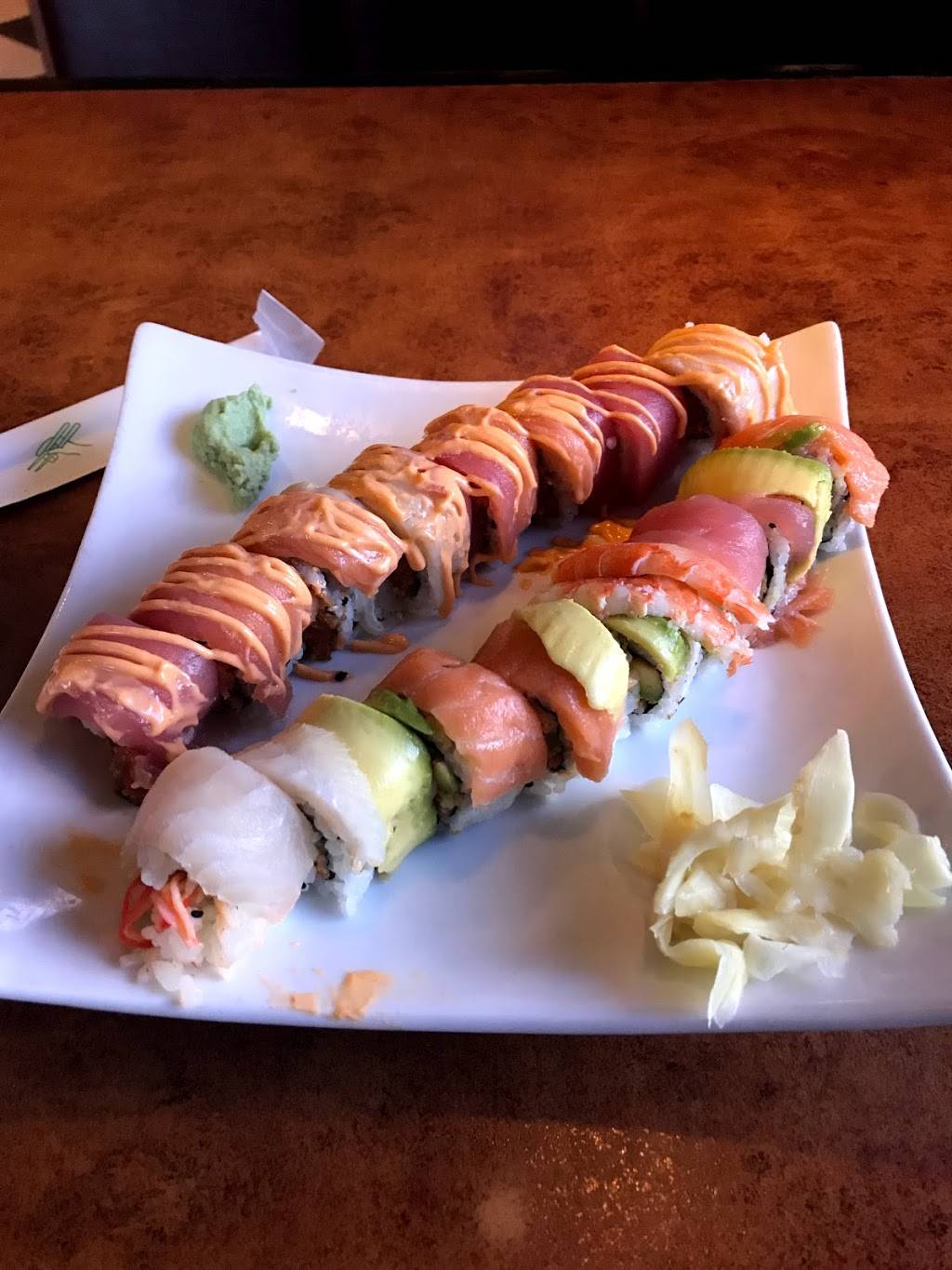 Fuji Japan Steakhouse & Sushi | restaurant | 204 Greenville Blvd SW, Greenville, NC 27834, USA | 2523534848 OR +1 252-353-4848