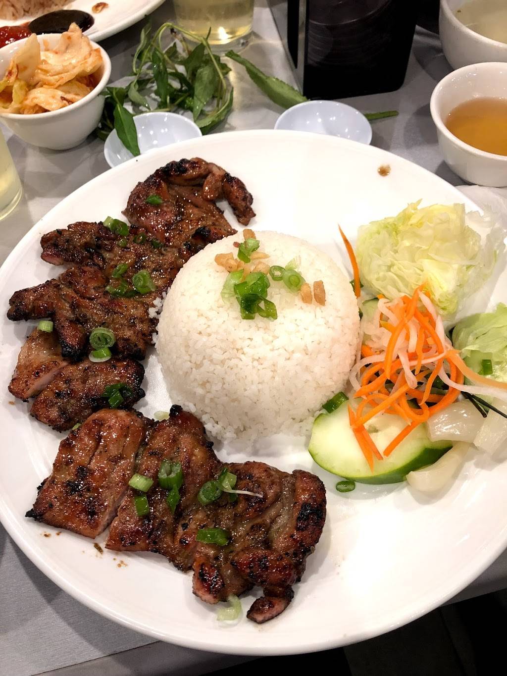 Cơm Tấm Thiên Hương | restaurant | 6835 Stockton Blvd #430, Sacramento, CA 95823, USA | 9164764258 OR +1 916-476-4258