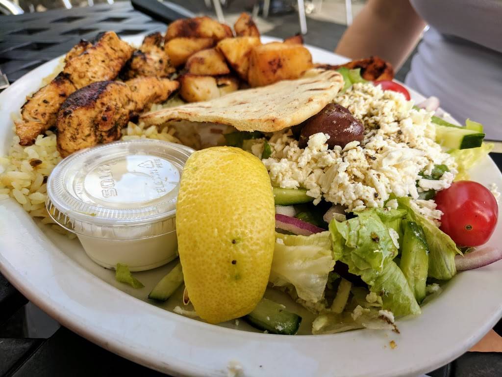 Occasions Restaurant And Pub | restaurant | 30 Eastwood Rd, Toronto, ON M4L 3B6, Canada | 4164693065 OR +1 416-469-3065