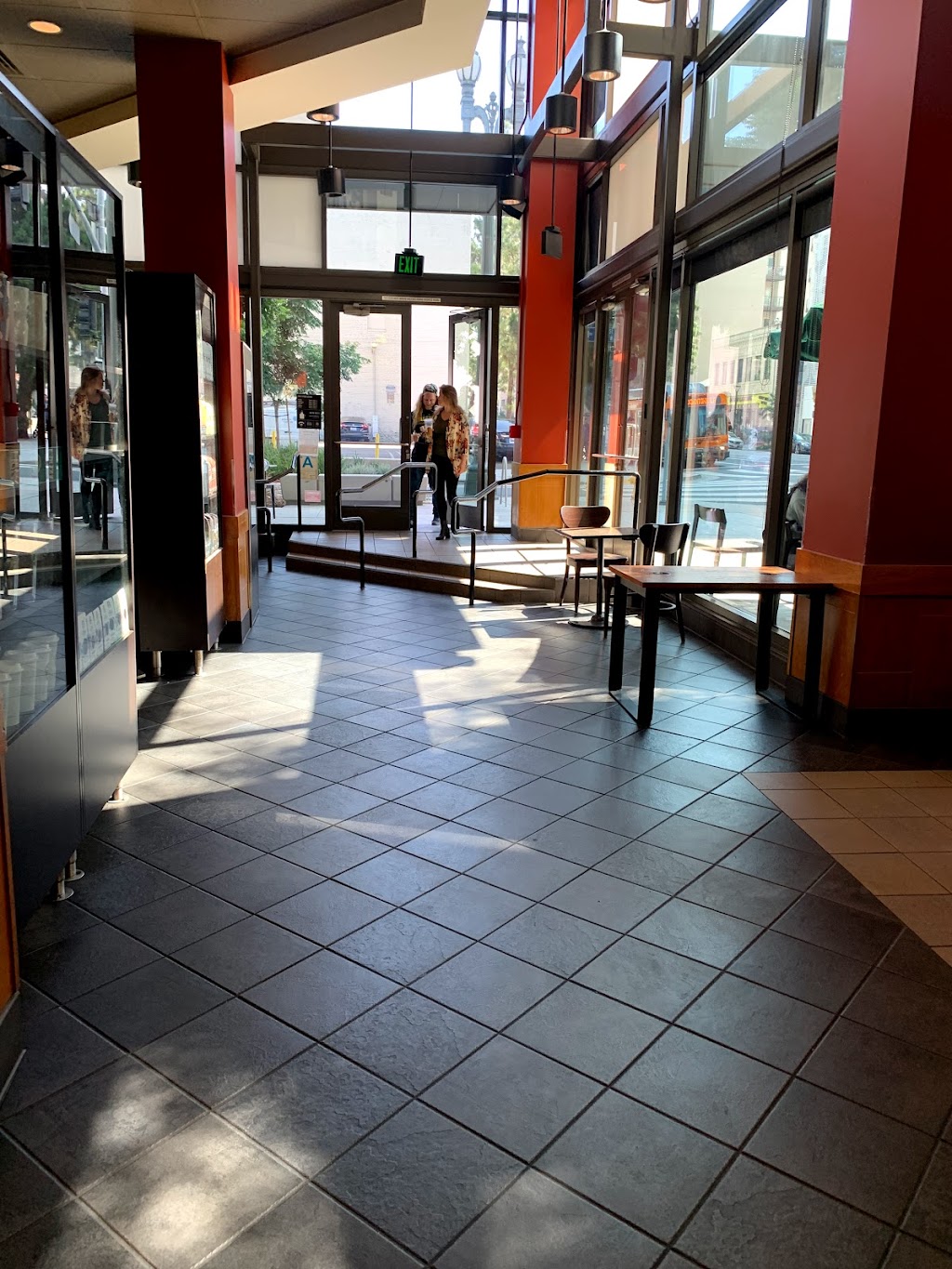 Starbucks | cafe | 1251 S Grand Ave, Los Angeles, CA 90015, USA | 2137447978 OR +1 213-744-7978