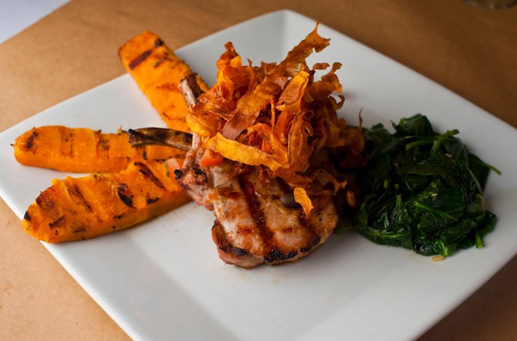 The Raven Grill | meal takeaway | 1916 Bissonnet St, Houston, TX 77005, USA | 7135212027 OR +1 713-521-2027