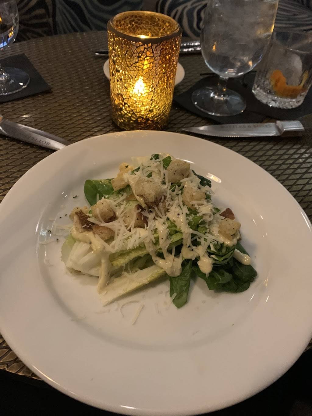 Bottles & Bones | restaurant | 400 Buford Hwy NE, Suwanee, GA 30024, USA | 6788049447 OR +1 678-804-9447