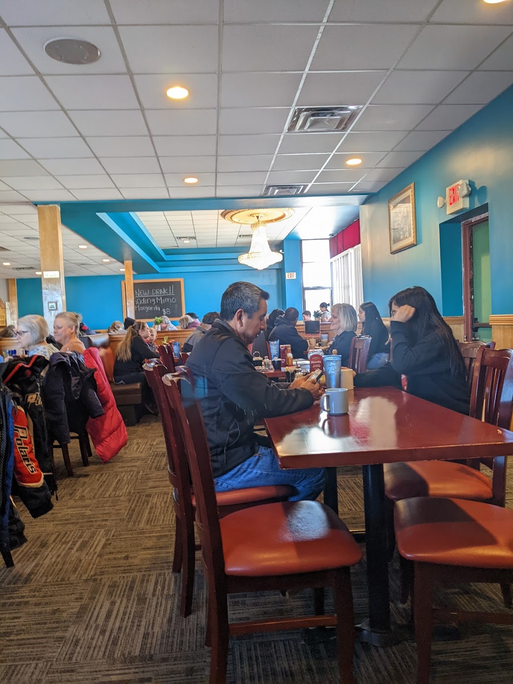 MIMOS | restaurant | 633 S Townsend Ave, Montrose, CO 81401, USA | 9702490616 OR +1 970-249-0616