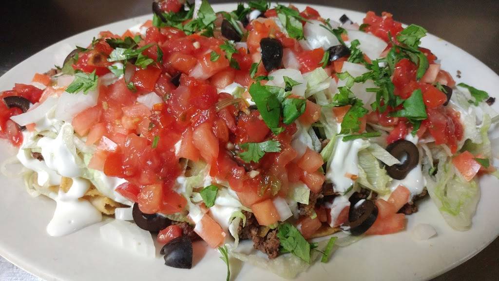 Js Tavern & The Sound House | restaurant | 711 Osborne St, St Marys, GA 31558, USA | 9125109400 OR +1 912-510-9400