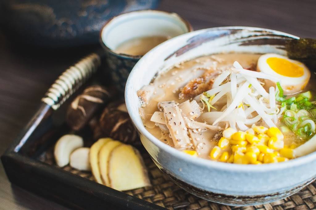 Spoon (汤匙) Ramen | restaurant | 1790 Wyandotte St W, Windsor, ON N9B 1J1, Canada | 5199719183 OR +1 519-971-9183